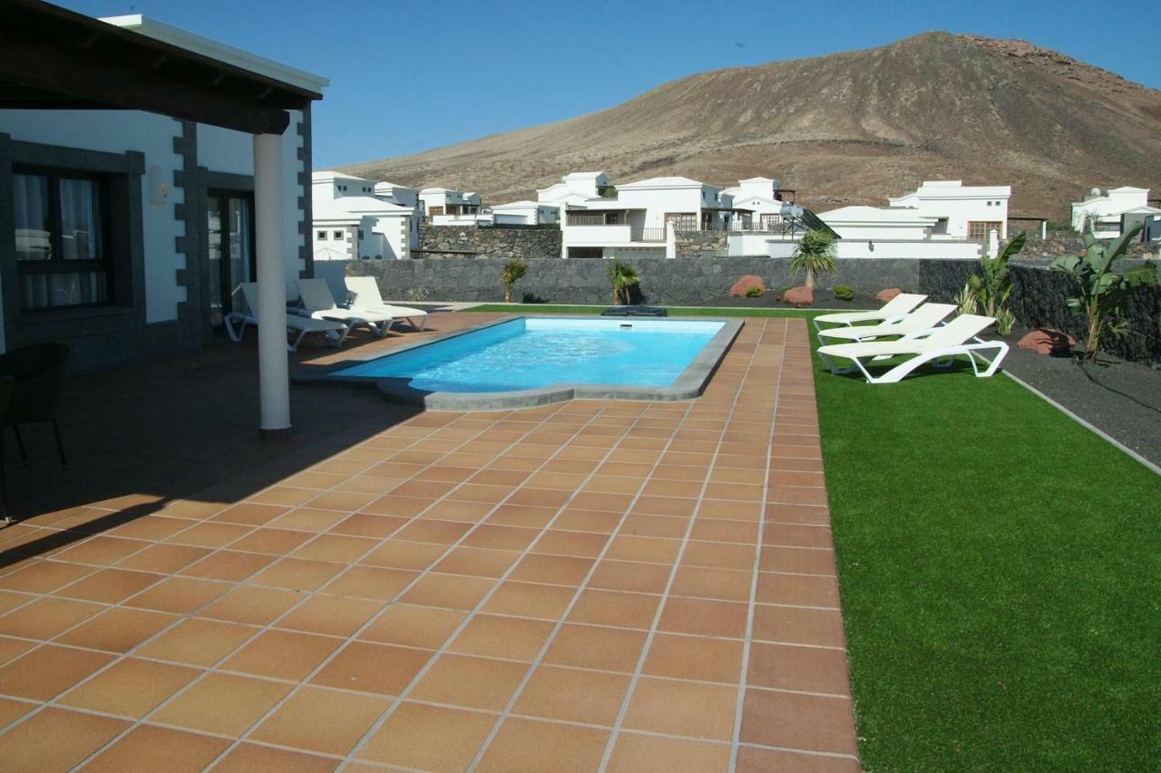 Villa Esterlicia Playa Blanca  Exterior photo
